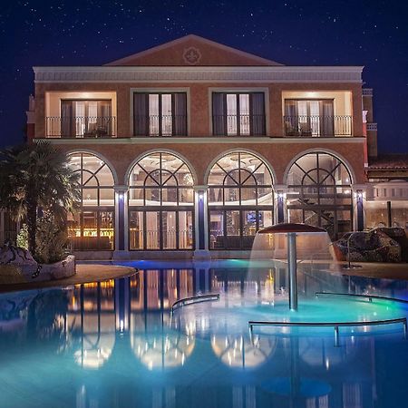 Villa Plaza Boutique Hotel & Spa 普雷绍夫 外观 照片