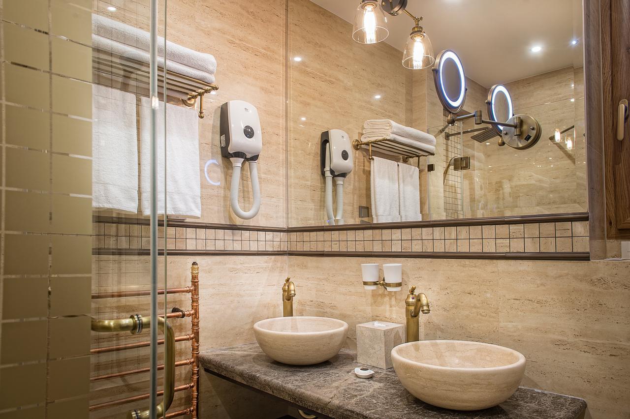 Villa Plaza Boutique Hotel & Spa 普雷绍夫 外观 照片