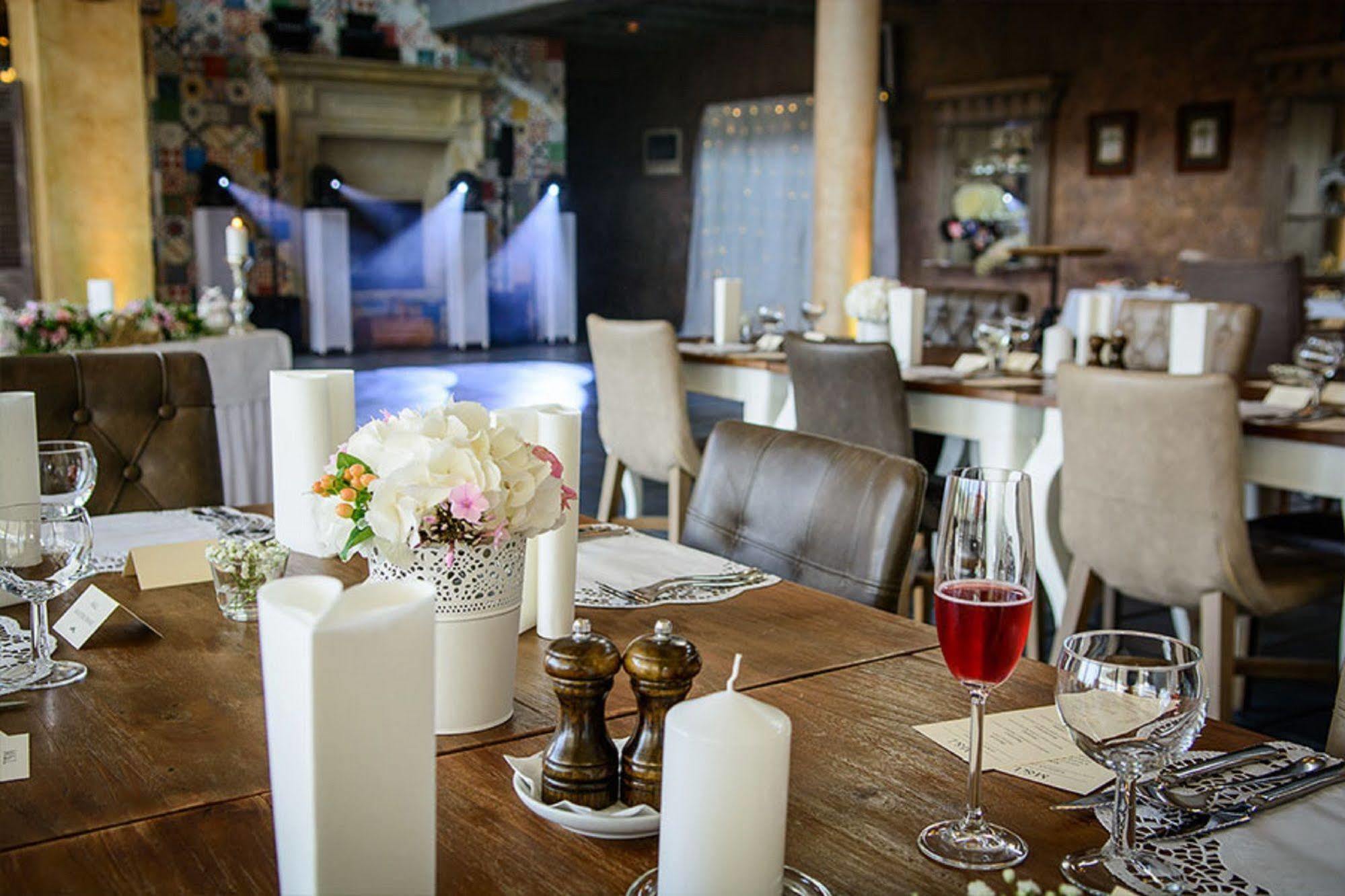 Villa Plaza Boutique Hotel & Spa 普雷绍夫 外观 照片