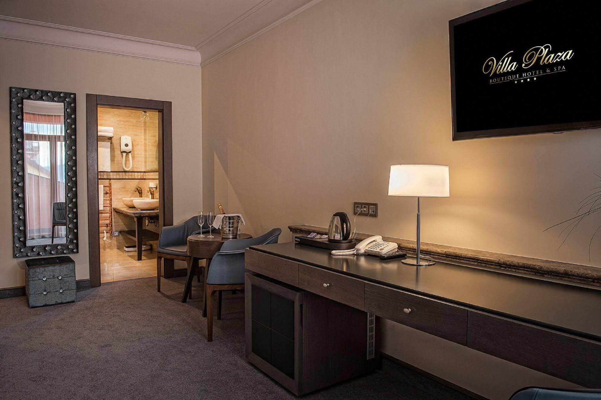 Villa Plaza Boutique Hotel & Spa 普雷绍夫 外观 照片