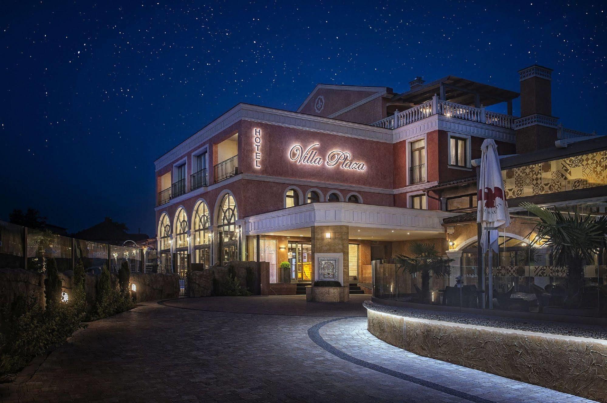Villa Plaza Boutique Hotel & Spa 普雷绍夫 外观 照片